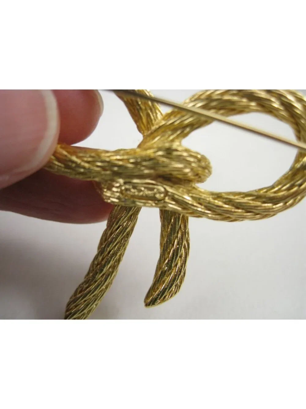 Christian Dior 1980s Vintage Gold Twist Rope Bow Brooch Pin Large Couture Runway